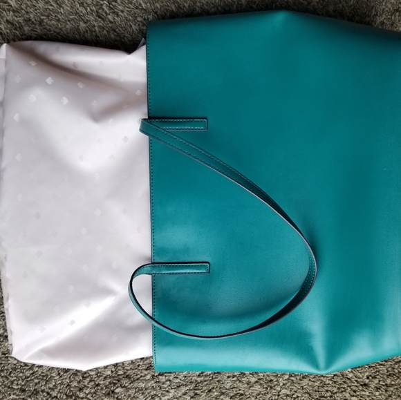 Kate Spade Large Tote - Picture 6 of 7